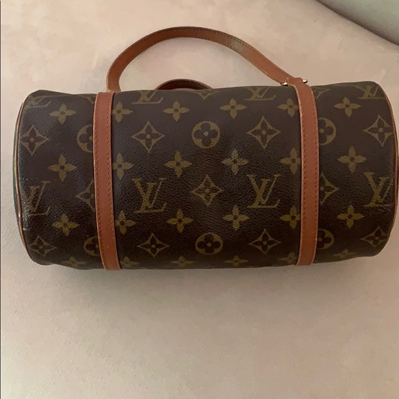 Authentic Louis Vuitton papillon 26 - Picture 9 of 16